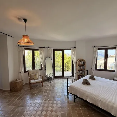 Villa Lycia With Private Pool, Roof Terrace, Bbq Area And Garden