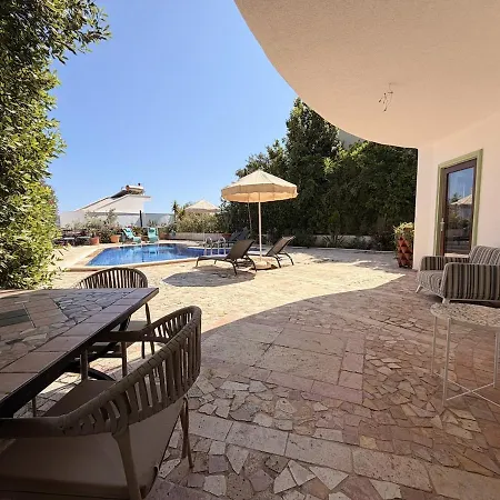 Lycia With Private Pool, Roof Terrace, Bbq Area And Garden Villa *