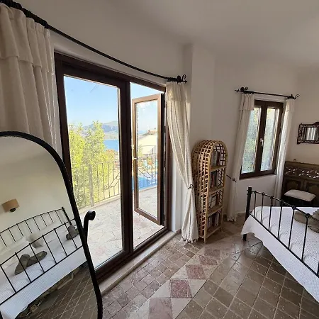 Lycia With Private Pool, Roof Terrace, Bbq Area And Garden