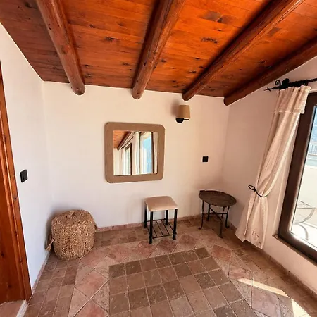 Lycia With Private Pool, Roof Terrace, Bbq Area And Garden Villa *