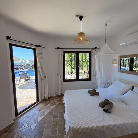 Lycia With Private Pool, Roof Terrace, Bbq Area And Garden Villa Kaş