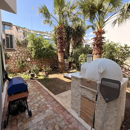 Lycia With Private Pool, Roof Terrace, Bbq Area And Garden * Kaş