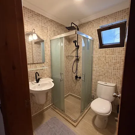 Villa Lycia With Private Pool, Roof Terrace, Bbq Area And Garden *